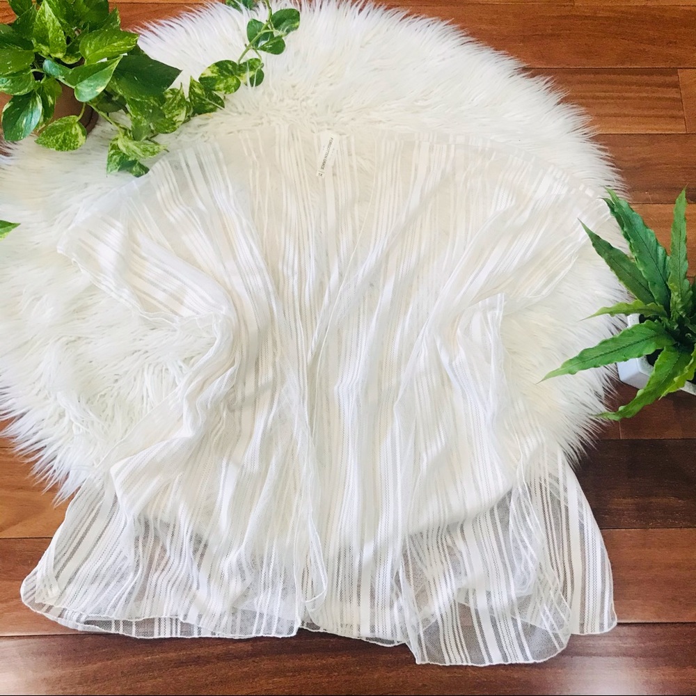 New🌿White Beach Cover Up - Picture 1 of 8